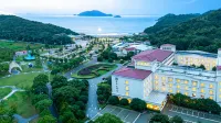 Grand Bayview Hotel Ningbo - Mountain view