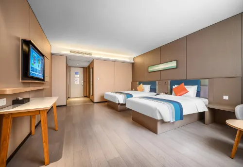 Homeinn Selected Hotel (Gong'an Yasi Plaza) - พร้อมอาหารเช้า