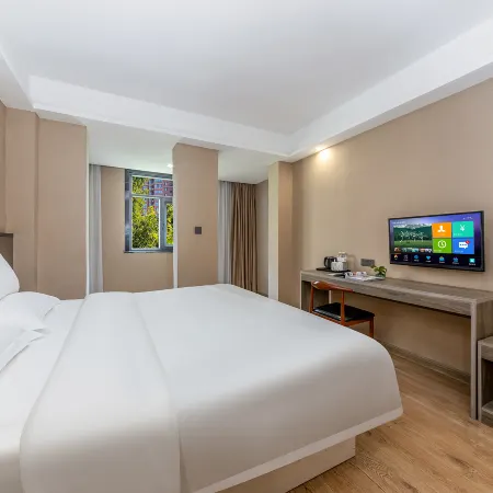 Luoshan Haiyue Hotel