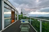 Sky  Yard - Pools