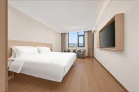 RUI ZE Film Hotel - 주차장