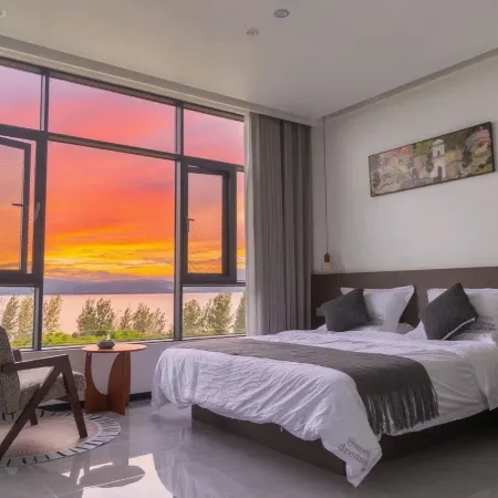 FuXianHuChengQing B&B