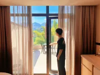 Ji Hotel (Hechi Donglan Changle Branch) - Mountain view