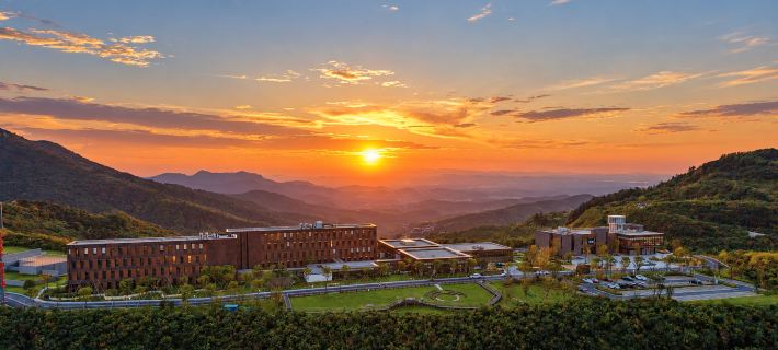 Hefei Lujiang Xidi Aranya Golden Sunset Ξενοδοχεία στην πόλη Λουτζιανγκ