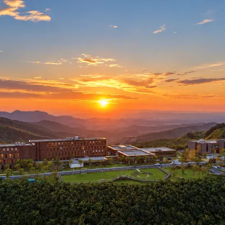 Hefei Lujiang Xidi Aranya Golden Sunset Hotels in Lujiang