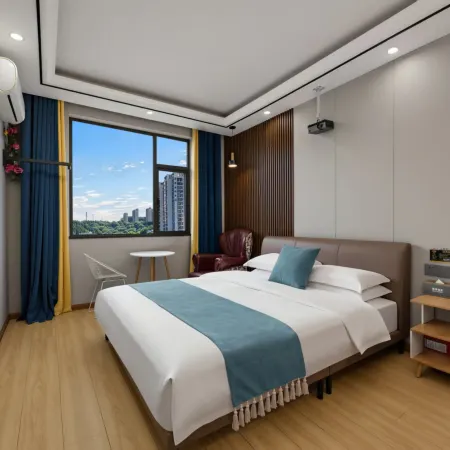 Jingmen Gelv Hotel