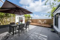 Moshang Qingju Hotel (Dongguan Qishi Branch) Hotels near Lotus Pond Impression Ecological Park
