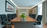 銀山鄉竹王ホテル（道真コーラオ族ミャオ族自治県県役所）