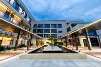 Homeinn Plus Hotel (Xuzhou High-Speed Railway Station)