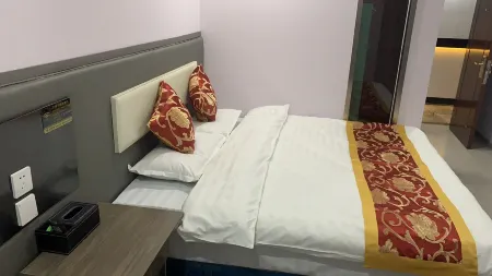 Lingyuan Huijia Express Hotel Отели в г. Линюань