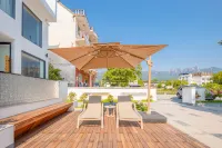 Floral Hotel·Jiuhua Mountain Underbloom Homestay - Pools