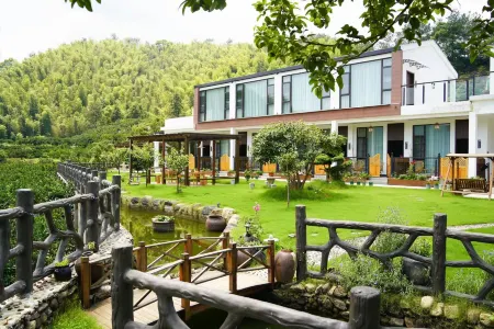 Yishui Yiju Boutique Homestay, Xihai, Lushan Отели рядом с достопримечательностью «Lushan Xihai Scenic Area»