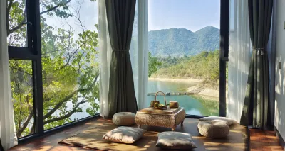 Yangxin Xiandao Lake Lihu Maple Moon Homestay