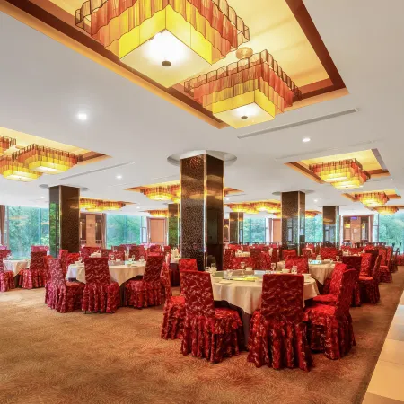 Hongya Qiliping Huasheng Hot Spring Hotel (Zero km)