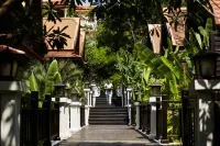Rawi Warin Resort and Spa - spa
