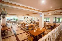 Whiterock Beach Hotel and Waterpark فنادق في سوبيك