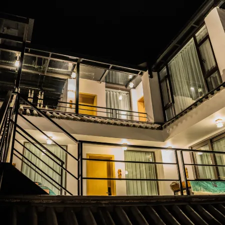 Dali Fengyi Hefeng Homestay Отели рядом с достопримечательностью «Ворота Эрхай»