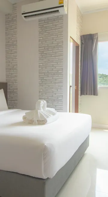 ห้องซูพีเรียร์ เตียงใหญ่ 1 เตียง