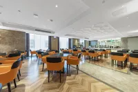 Vienna International Hotel (Zigong Lantern Park Fanhua Branch) - breakfast