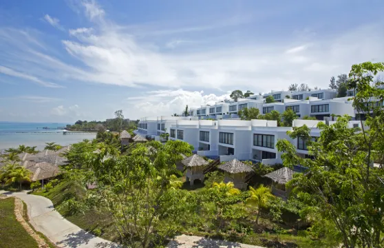 夢帝國度假村農薩