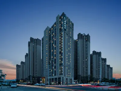 Lavande Hotel (Urumqi International Convention and Exhibition Center Olympic Sports Store) Các khách sạn gần Urumqi Midong Administration School