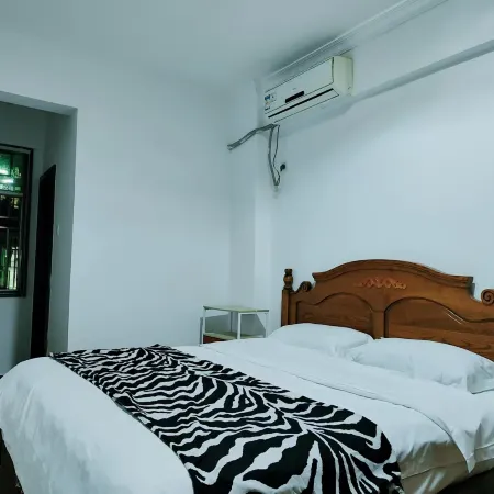 Chuyu Youth Buluo Inn (Shenzhen North Station Branch)