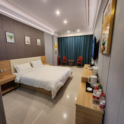 Haoting Hotel (Tianmen Road, Huazhou District, Weinan)