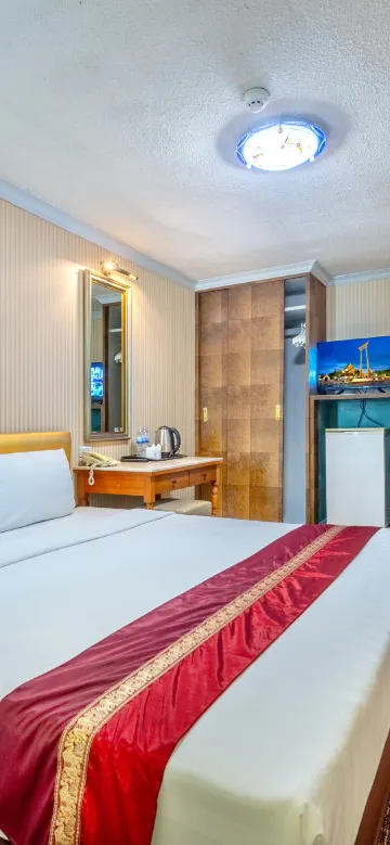 ห้องซูพีเรียร์ เตียงใหญ่ 1 เตียงหรือเตียงเดี่ยว 2 เตียง