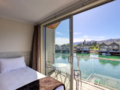 Marsden Lake Resort Central Otago Hotels in Cromwell