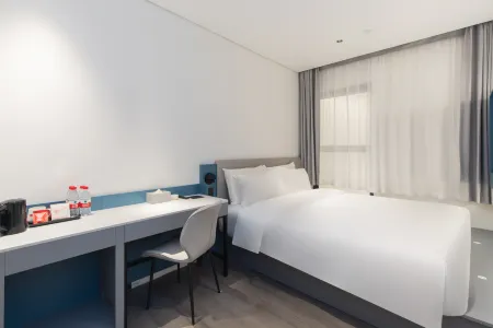 Ibis Hotel (Xiamen Jimei Shili Changdi Branch)