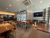 The BREAKFAST HOTEL 福岡天神 - 停車場