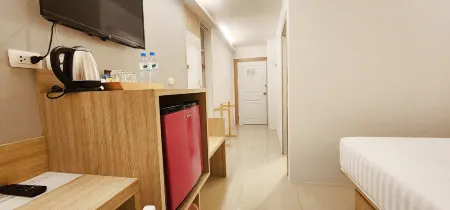Prom Ratchada Hotel Bangkok
