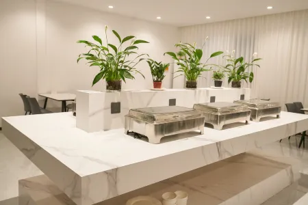 Yicheng Hotel (Xinzheng Wuhu Branch) Отели рядом с достопримечательностью «Huang Di's Hometown»