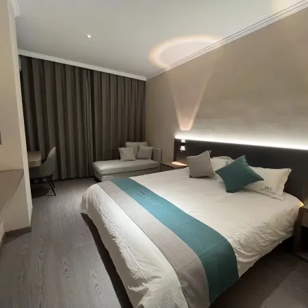 Dongzhi Xinkaiyuan Hotel