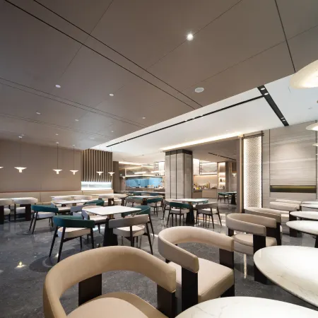 Atour Hotel Tuanjie South Street, Kuitun Youhao Shopping Center