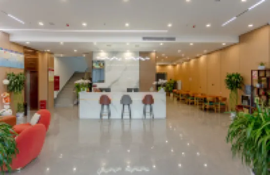 Yijia Hotel (Puge Luoji Mountain Scenic Area Branch)