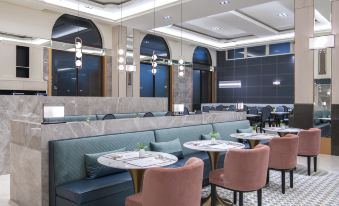 Taipei Hamp Court Palace