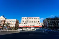Longyue Boutique Business Hotel (Weihai Railway station Hanlefang Branch)