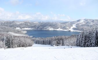 WHITE HOTEL GRAND HAKUBA