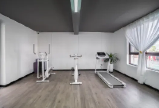 Huaxi Hongta Avenue Nguyen Park Branch