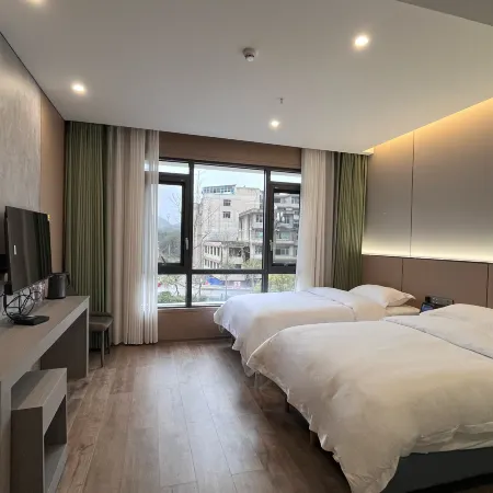 Fuquan Wanguang Xiaocheng Hotel
