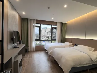 福泉市萬光小城飯店 福泉市人民廣場附近的飯店