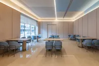 HanTing Hotel (Lianzhou Shunying Square)