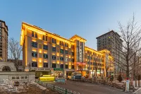 James Joyce Coffetel (Zhangjiakou Victoria Plaza Wuyi East Street Branch) Hotels near Kewang Cleaning Dan (Yuxian Franchise Store)