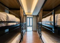 Hostel de Kaya 시암 기술대 주변 호텔