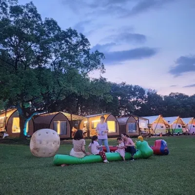 COWBOY STAR VILLAGE Hotels near Wei Chuan Pushin Ranch