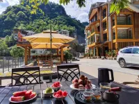 Shennongjia Xixuantang Homestay (Muyuzhen Shennongtan Scenic Area Branch) Hotels near Muyu Town