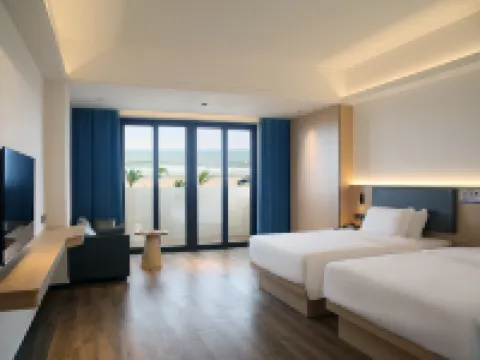 Seaside Holiday · Jiayue Bay Hotel (Yangxinan Shanhai Tourist Area Branch) Hotels in Yangxi