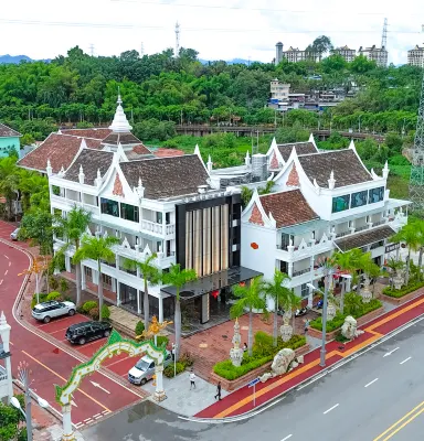 Xiyuexing Cultural Tourism Hotel (Menla Nanla River Starlight Night Market Branch) - balcony