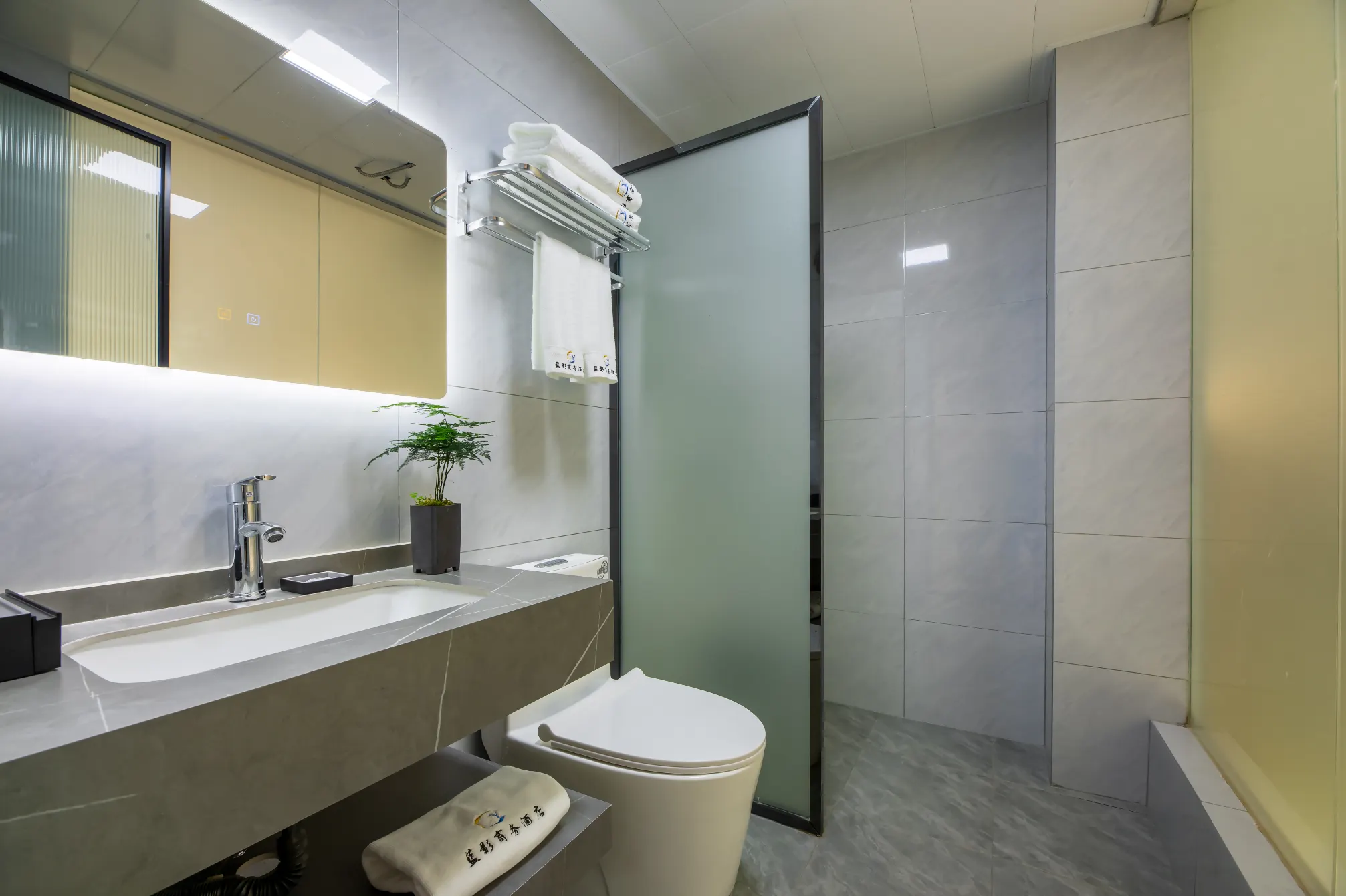 Blue Shadow Light Elegance Hotel (Taoxichuan Road) Zimmer Photos